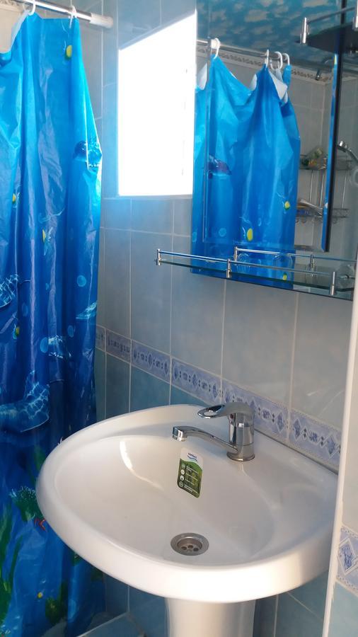 Happy Hostel In Kochkor Ngoại thất bức ảnh