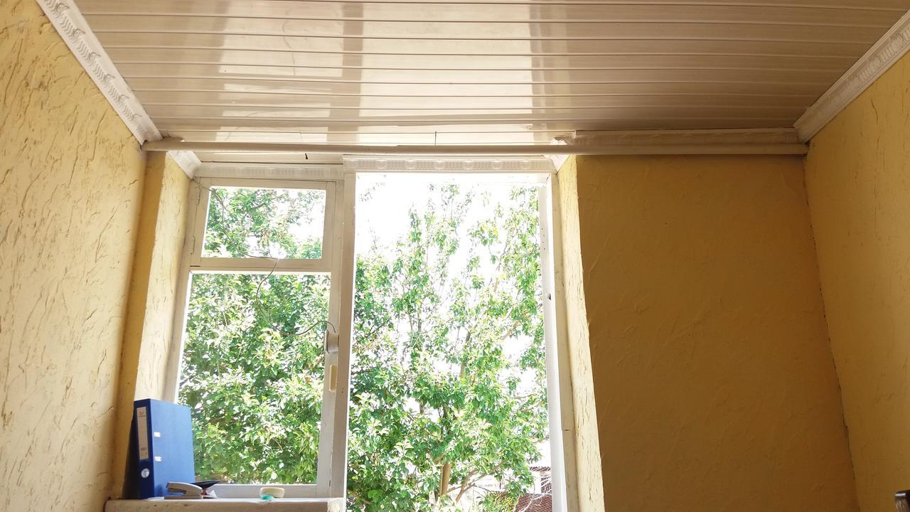 Happy Hostel In Kochkor Ngoại thất bức ảnh